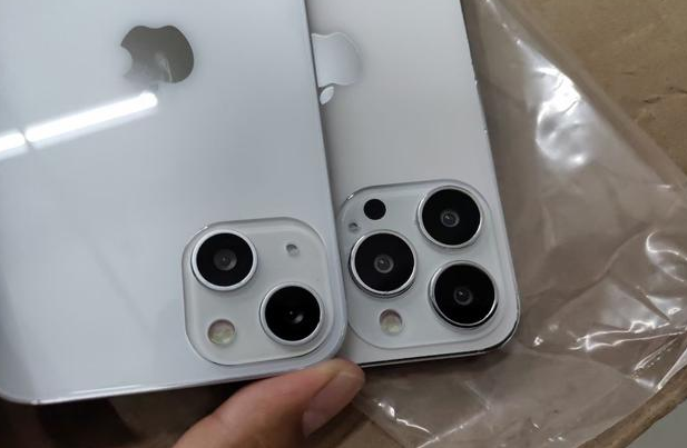 高县苹果手机维修分享iPhone 13‌机模长什么样 
